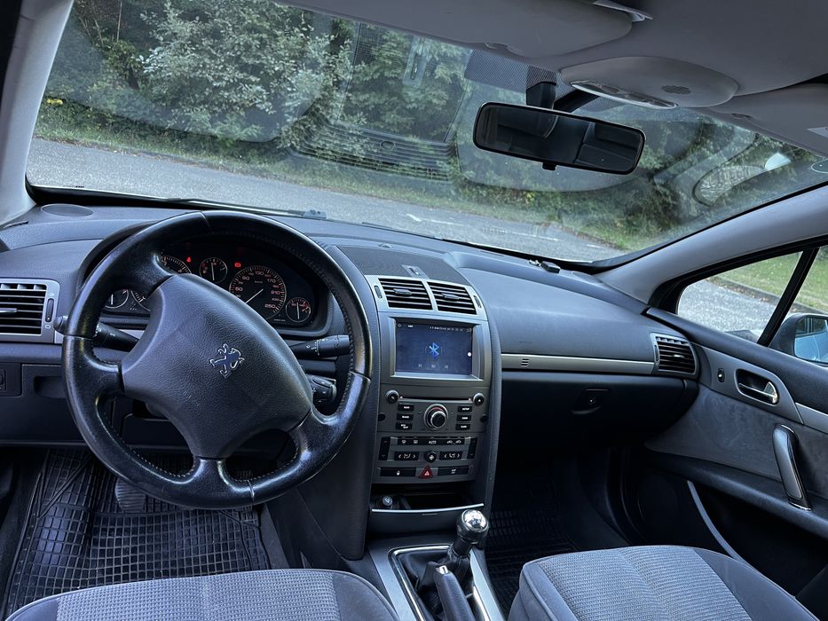 Peugeot 407 sedan