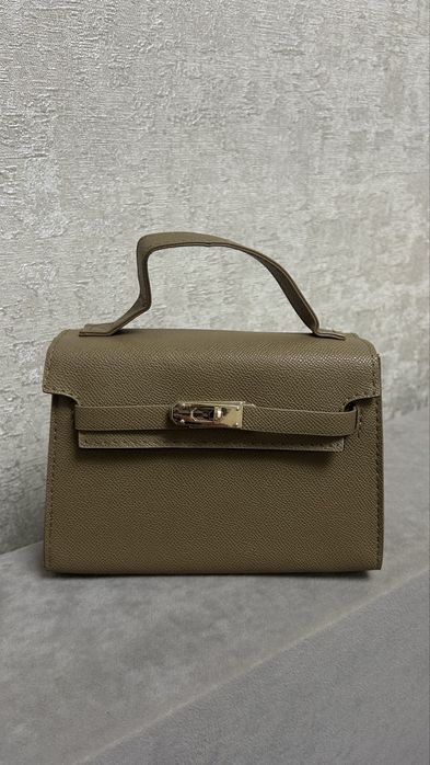 Продаю мини сумку