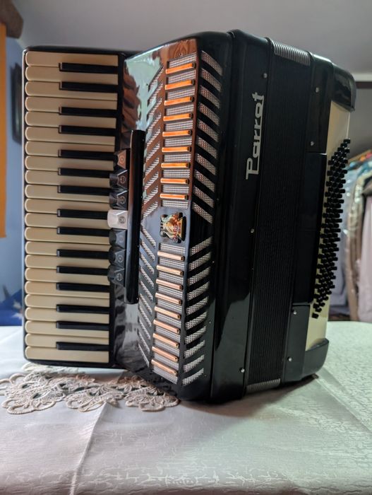 Acordeon PAROTT 96 bași