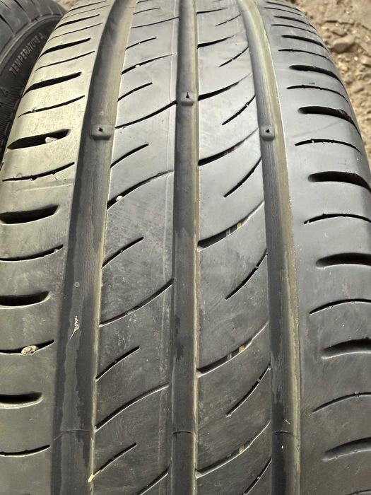 ! 4x Anvelope Vara 185/65 r15 - Kumho Ecowing ES01