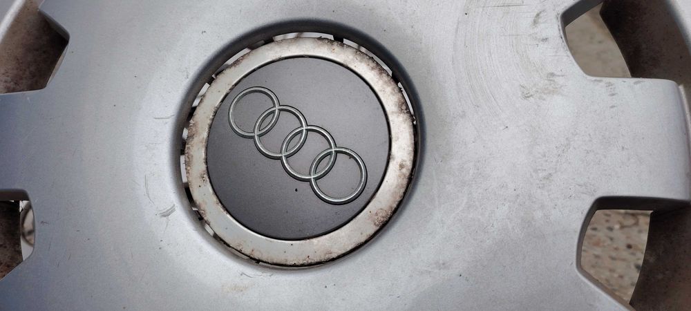 Capace audi R16 originale