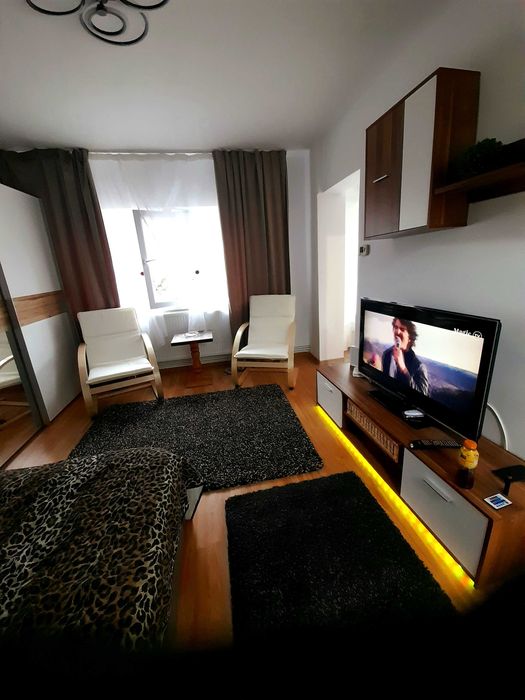 Chirie garsonieră Petroşani,zona centrală