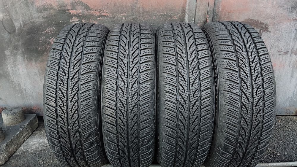 4бр. зимни гуми 165/65/14 Sportiva/ Continental/
dot22
7.4mm
Добро със