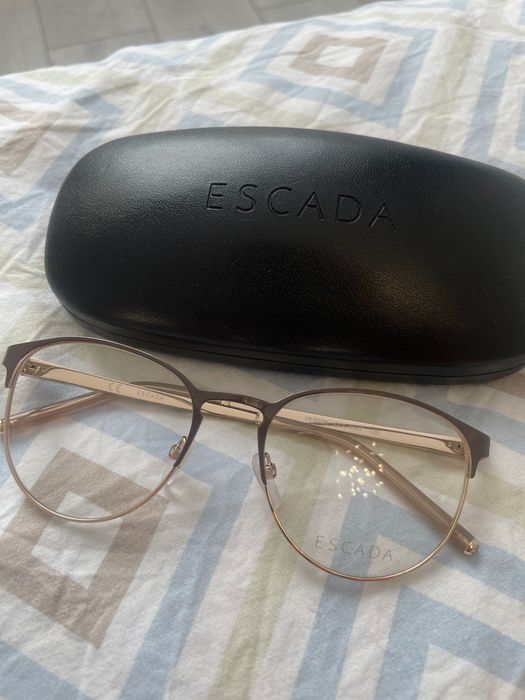 Оправа Escada  в оригинале