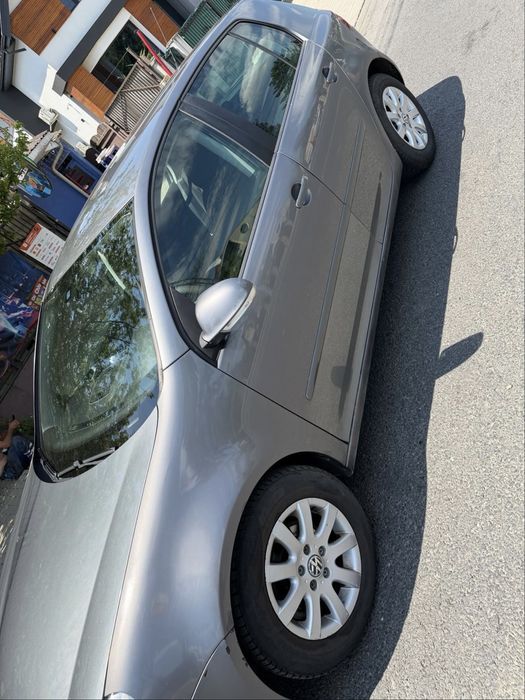 Volkswagen Golf diesel, 2.156 € — imagine 3