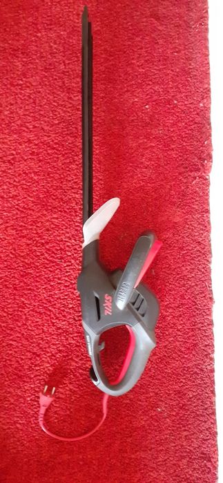 Работещ храсторез SKIL