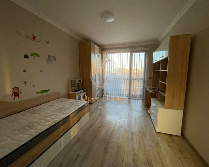 Продава се Тристаен апартамент в Пловдив, Христо Смирненски - 136 кв.м за 1790 €/кв.м - Снимка #9