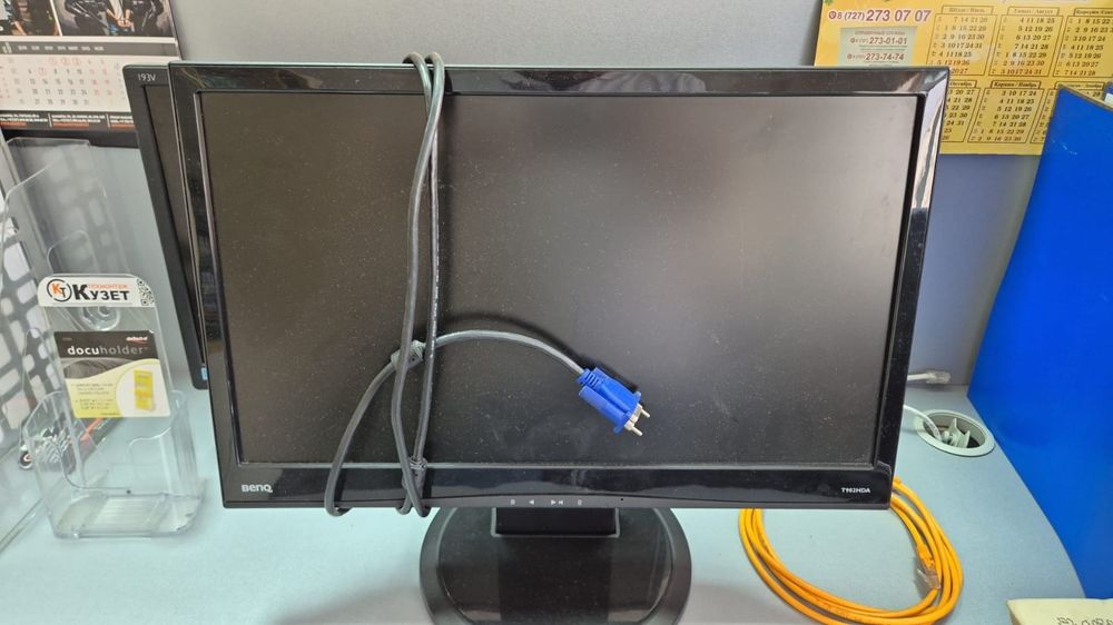 Продаю мониторы разные