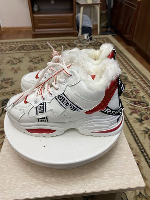 Зимние кроссовки