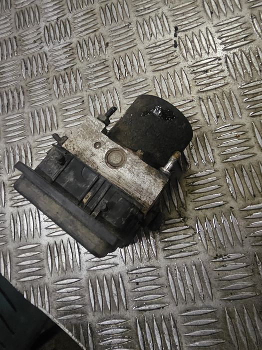 Pompa/ Unitate ABS Cod: 0265800542 / 0265231771 / 58910-2B250 Hyundai