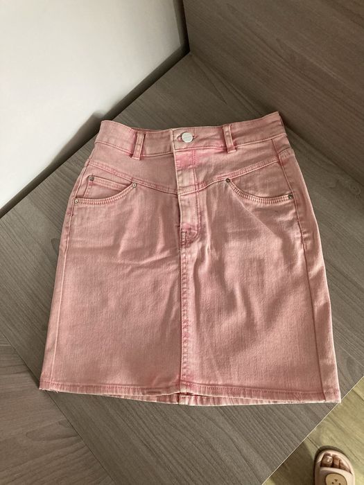 Дънкова пола в розов цвят