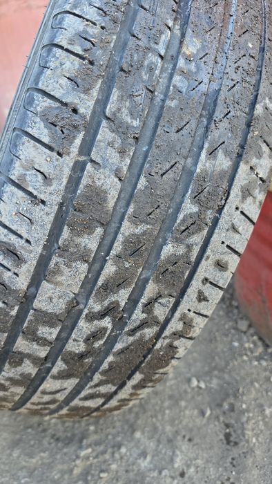 Шины Pirlli 225 60 r18 летние б/у