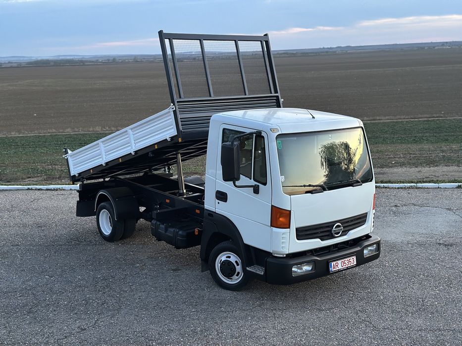 Nissan Atleon 35C15 - 3.0 Diesel - 150 cai, Basculabil, Clima
