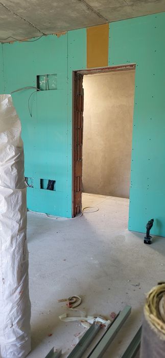 execut izolatie fonica apartamente