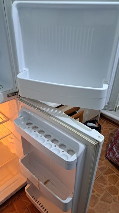 Холодильник нормальный