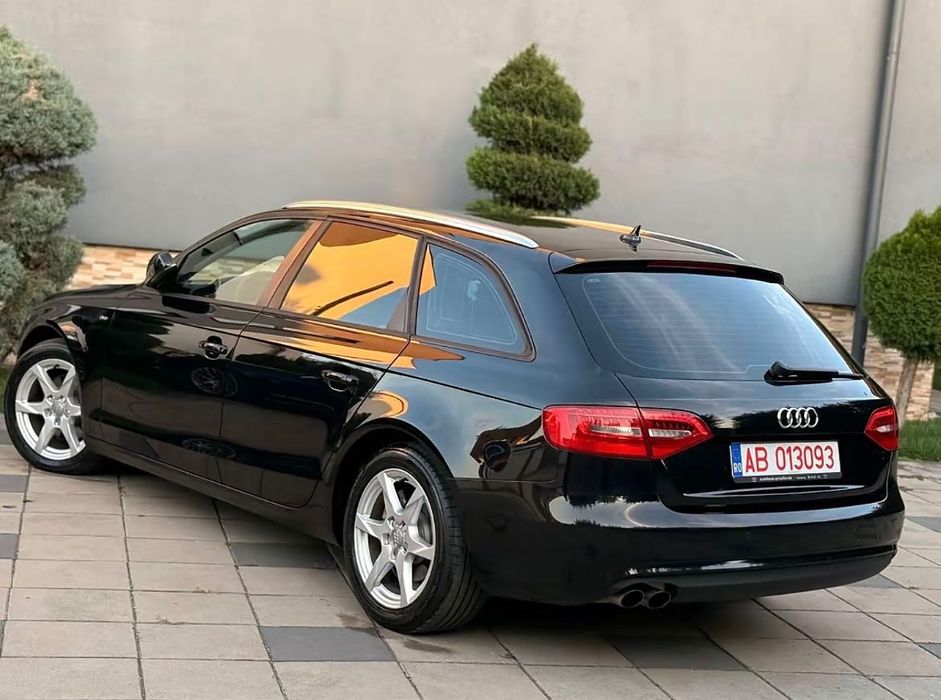 Audi A4 2013 S-line 2.0 Diesel 150 CP 170.000 Kilometri Reali R.A.R Efectuat