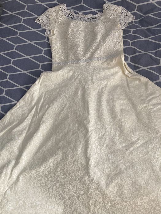 Продам женское платье