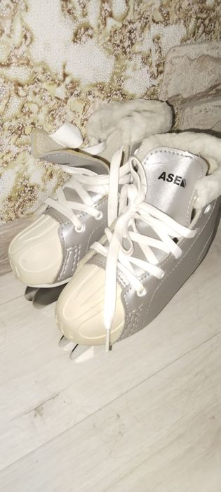 Коньки детские 29р