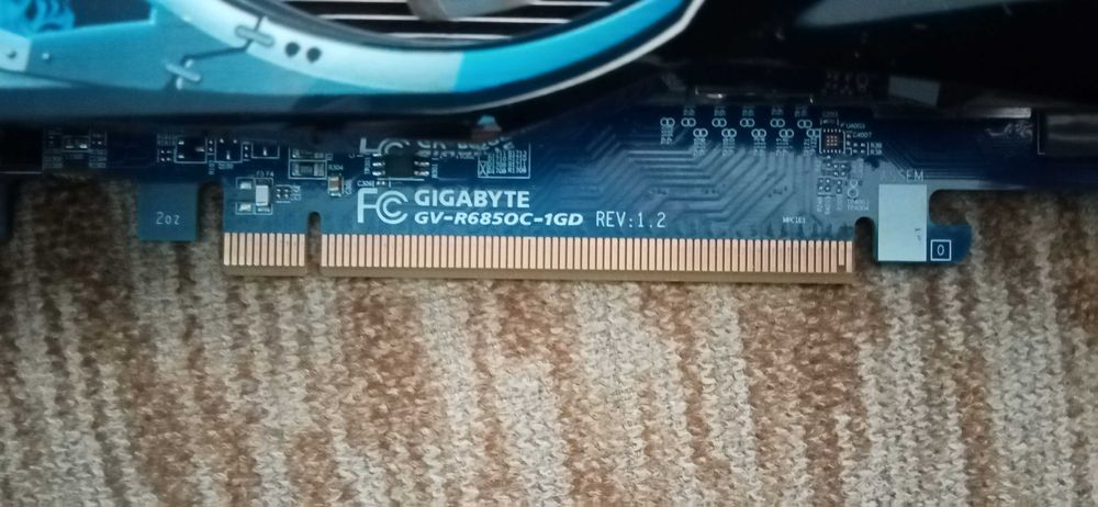 Продавам видео карта