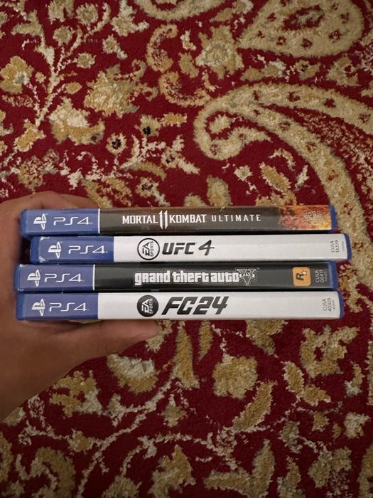 Playstation 4 slim 1 gb