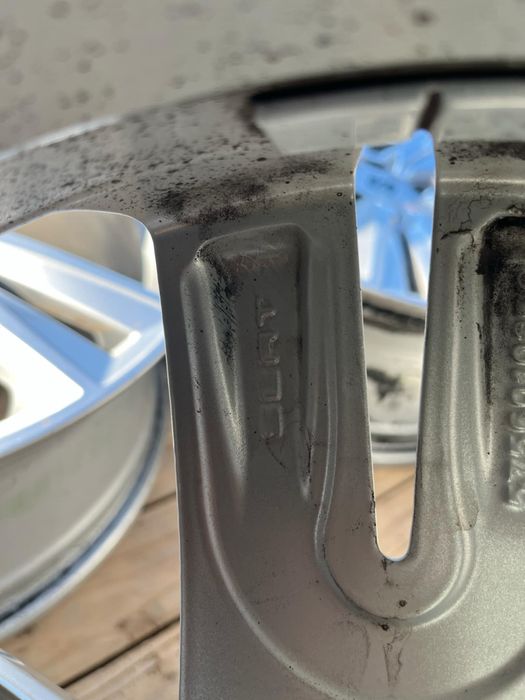 Джанти оригинални 18'' Vw Audi Seat Skoda 5x112 Ет43 7j 5601025E н90