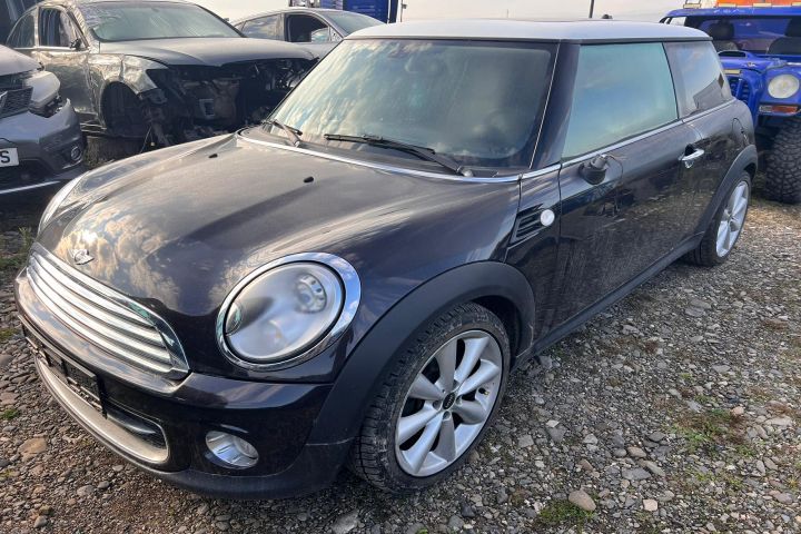Dezmembrez Mini Cooper R56