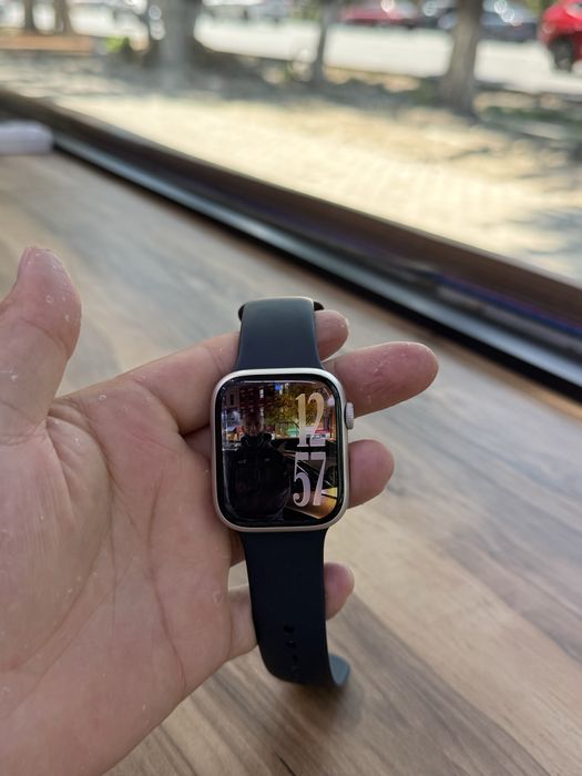 Apple Watch 7 45 mm