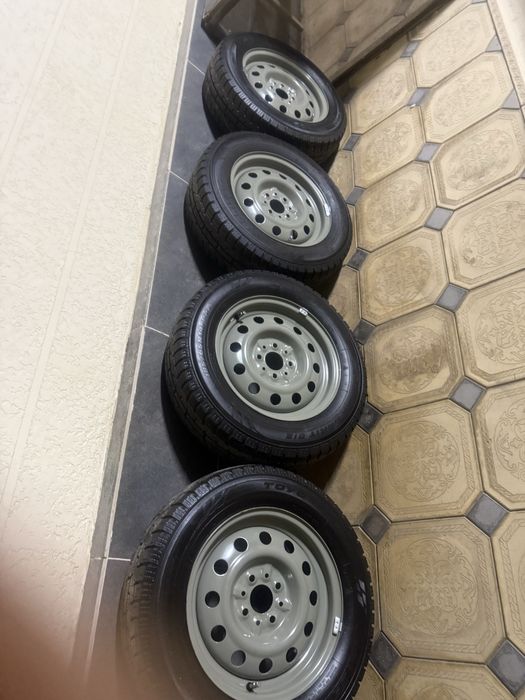 185/65/14 TOYO зимний