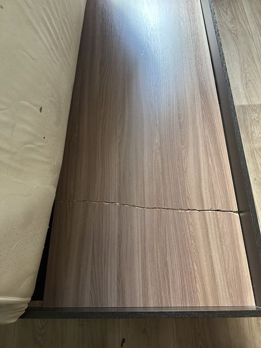Продам Кровать размер 160х200