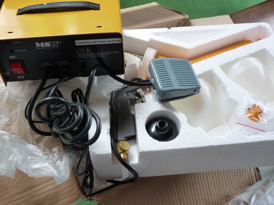 Пистолет за прахово боядисване-комплект