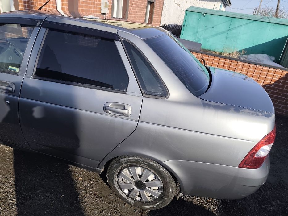 Продам приору 2012 года