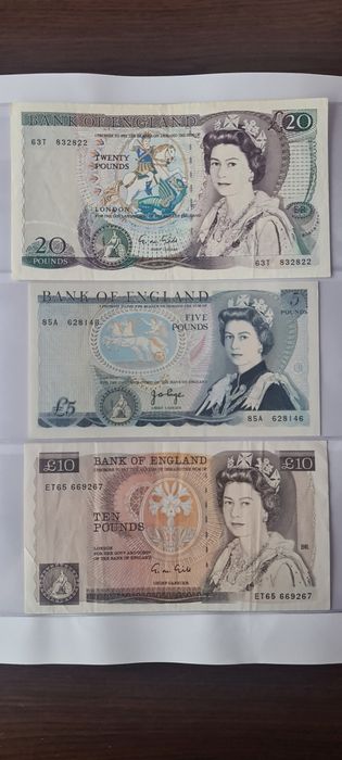 Vând colecție de bancnote