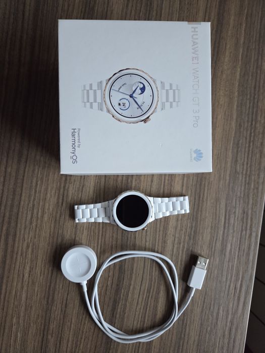 Huawei Watch GT 3 Pro Ceramic Gold