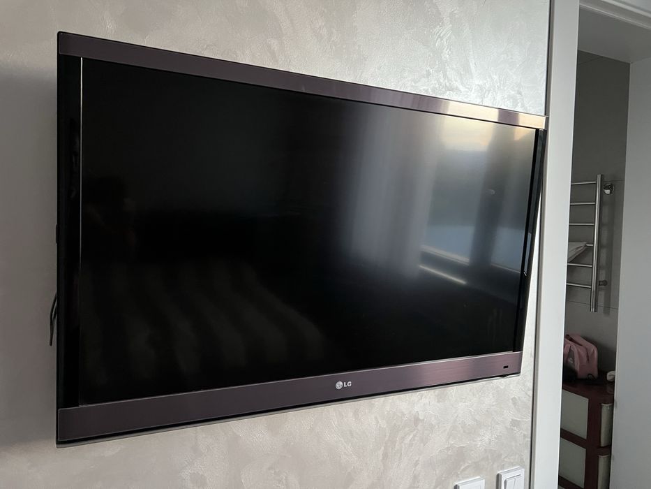 Телевизор LG 42