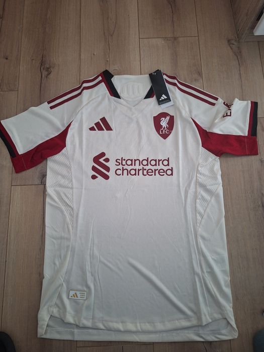Нова Мъжка тениска Ливърпул 2025/2026,  размер M, Players' quality