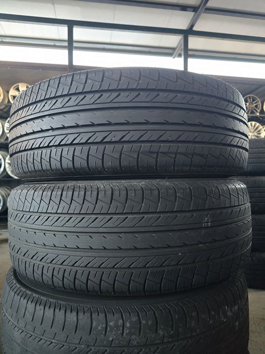 2 Броя 225/55/18 Yokohama 7mm