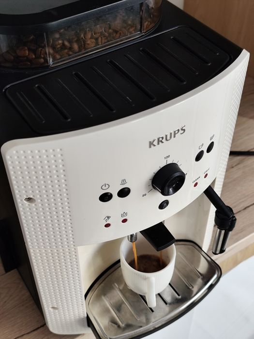 Espressor KRUPS  EA8105