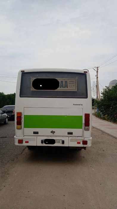 Isuzu Np37 2011yil