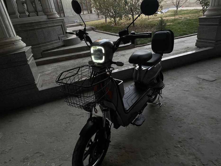 Электроскутер Wasat motors