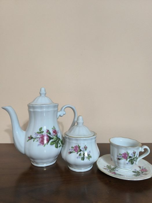 Сервиз продаётся