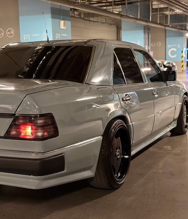 Бампер для мерселес 124 w124 ген 1 амг