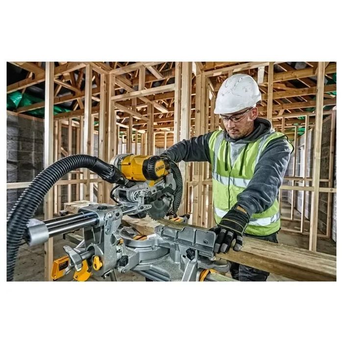 Торцовочная пила DeWALT DWS727-QS