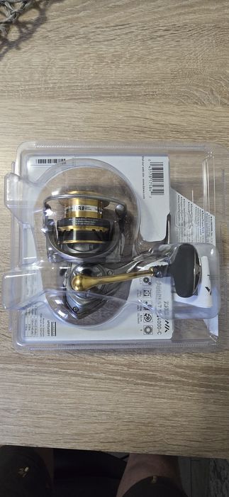 Mulineta Daiwa aggrest 4000 si 3000