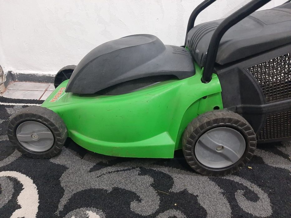 Masina de tuns iarba second hand