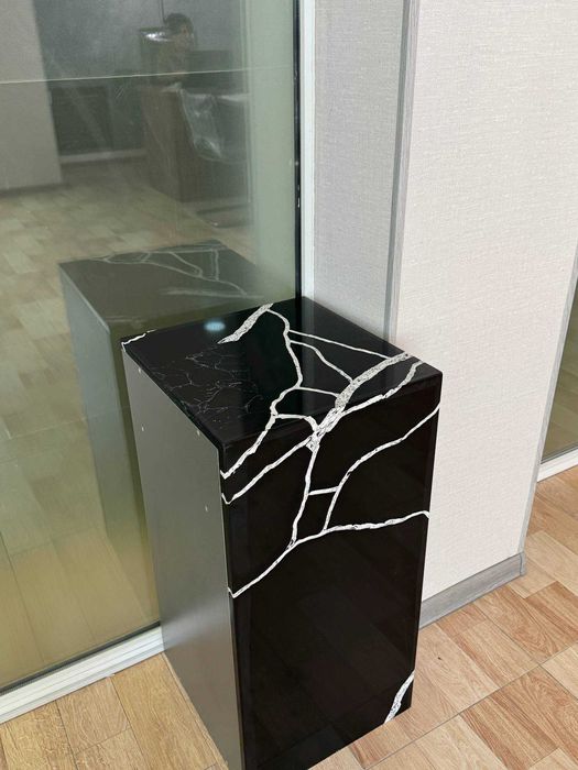 Столешницы,  столы из кварца. Камень. искусственный камень