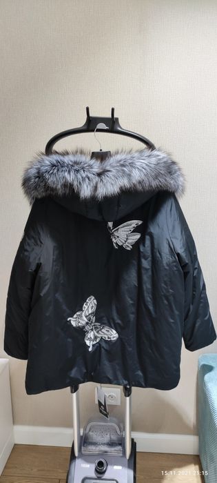 Зимняя куртка-пуховик