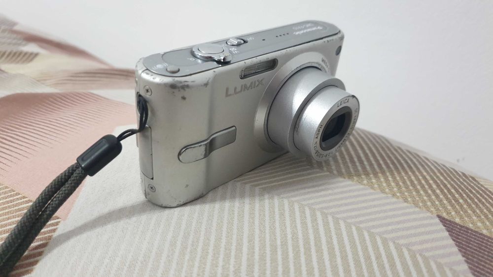 Panasonic Lumix DMC-FX10
