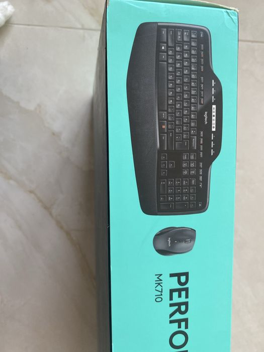 set format din tastatură și mouse wireless Logitech MK710