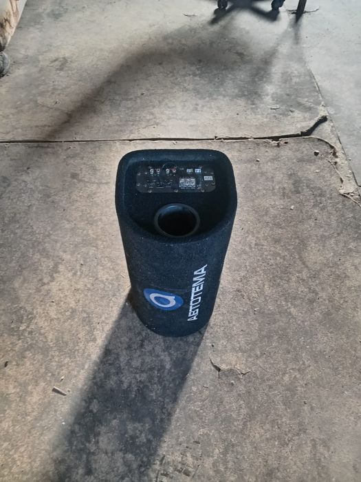 Продам саб играет хорошо