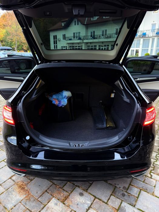 Ford Mondeo, foarte îngrijit (zero daune), funcționează impecabil !